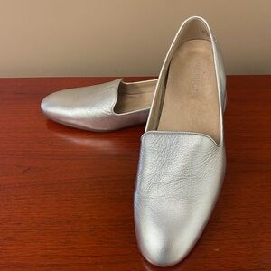 Vionic Willa silver leather flats 11 W